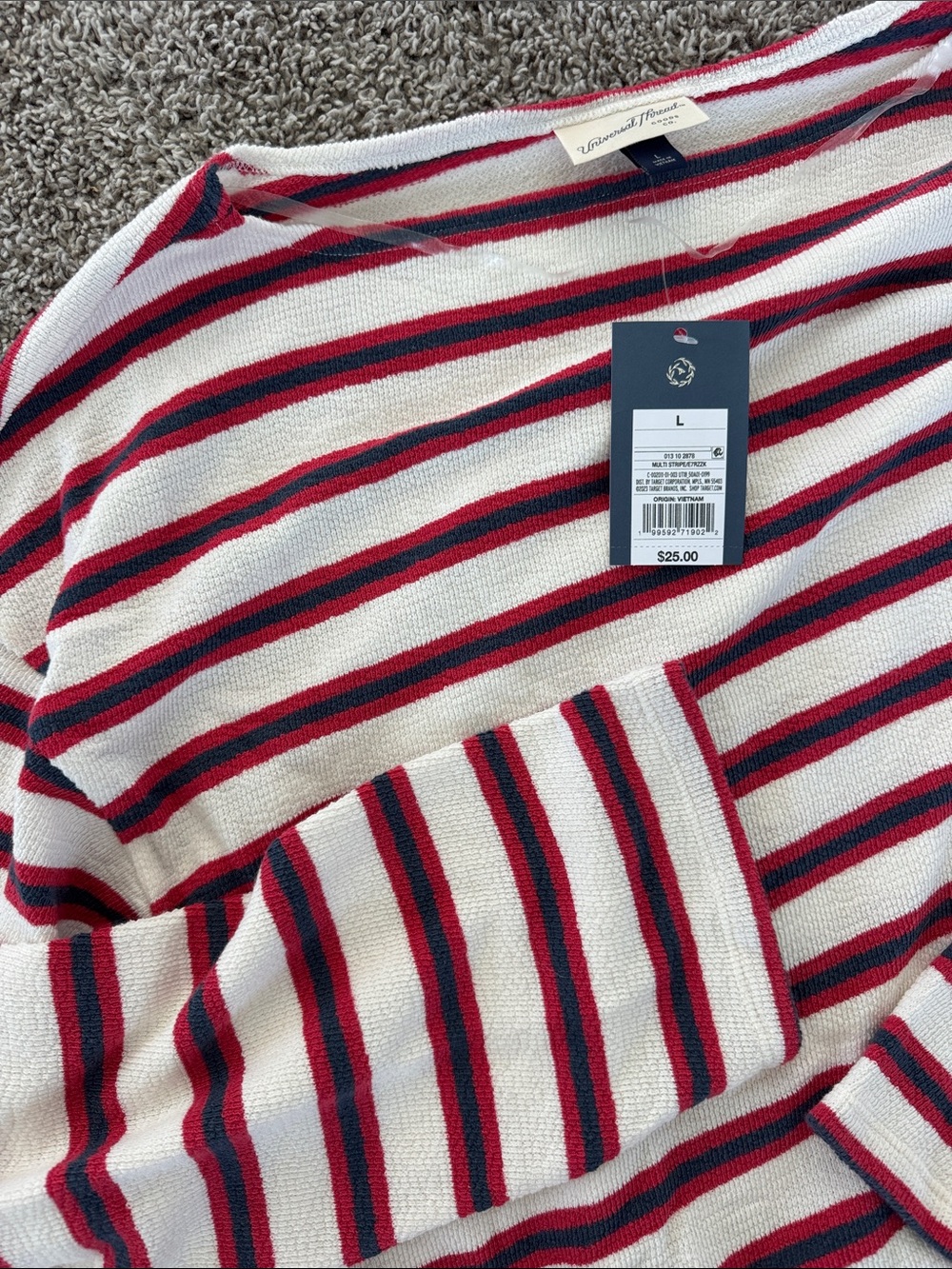 Universal Thread Red & Cream Striped set - Picture 2 of 3